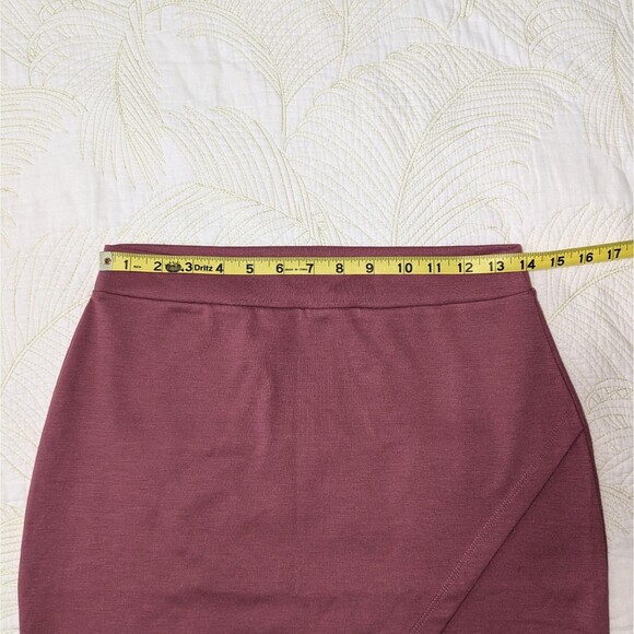 Women's Pencil Skirt Size Large Pull On Elastic Waist By Popular Basics - Picture 3 of 5